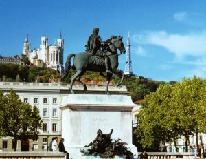 Place Bellecour et colline de Fourvire