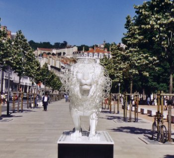 Lion, place Bellecour