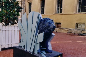 Lion près de Saint Jean